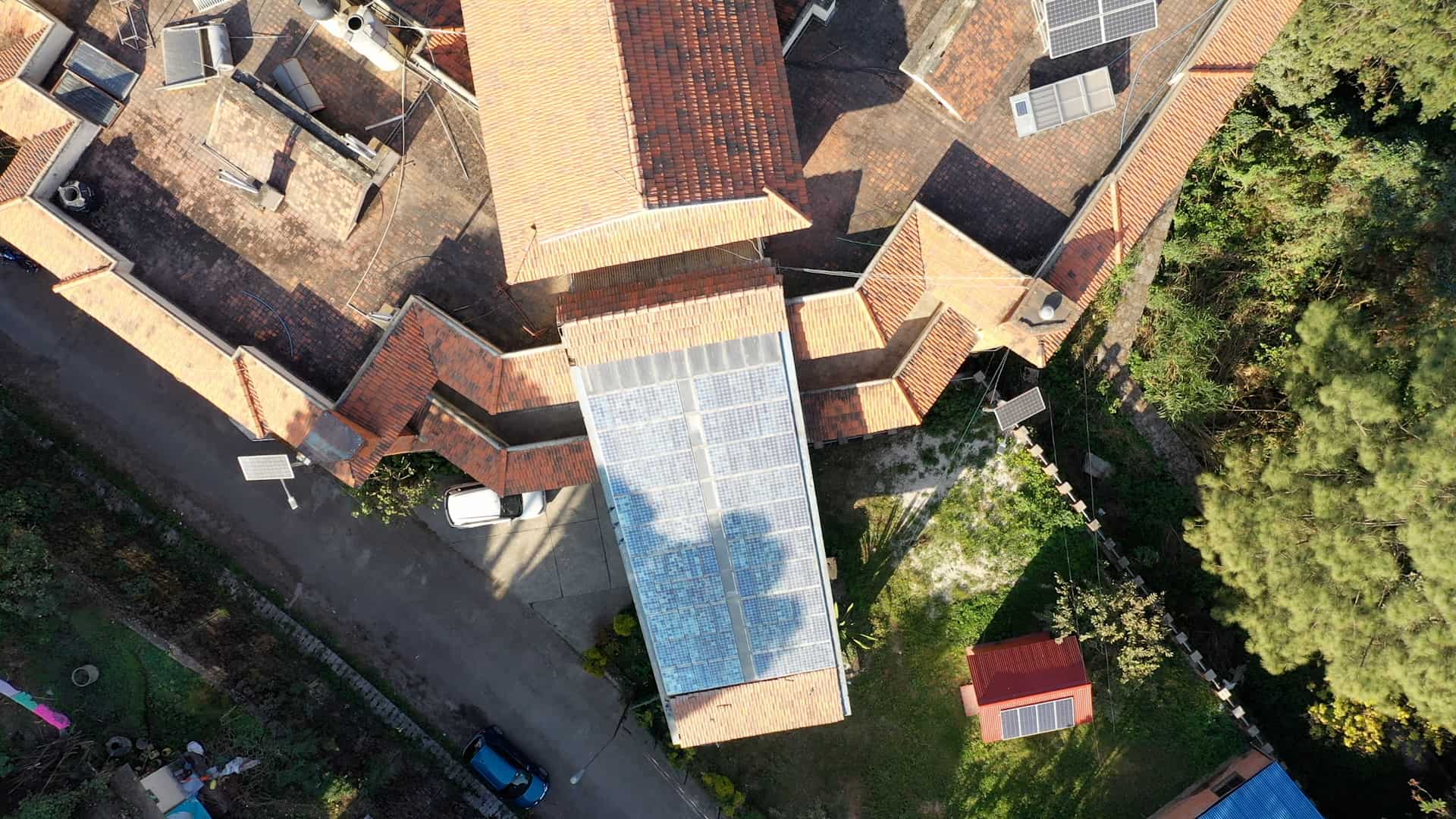 NyTænk besøger energibygning i Kathmandu der bliver opvarmet geotermisk